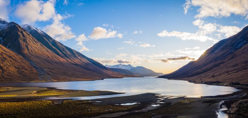 T-Mobile Makes 911 Satellite Texting Free for All Carriers