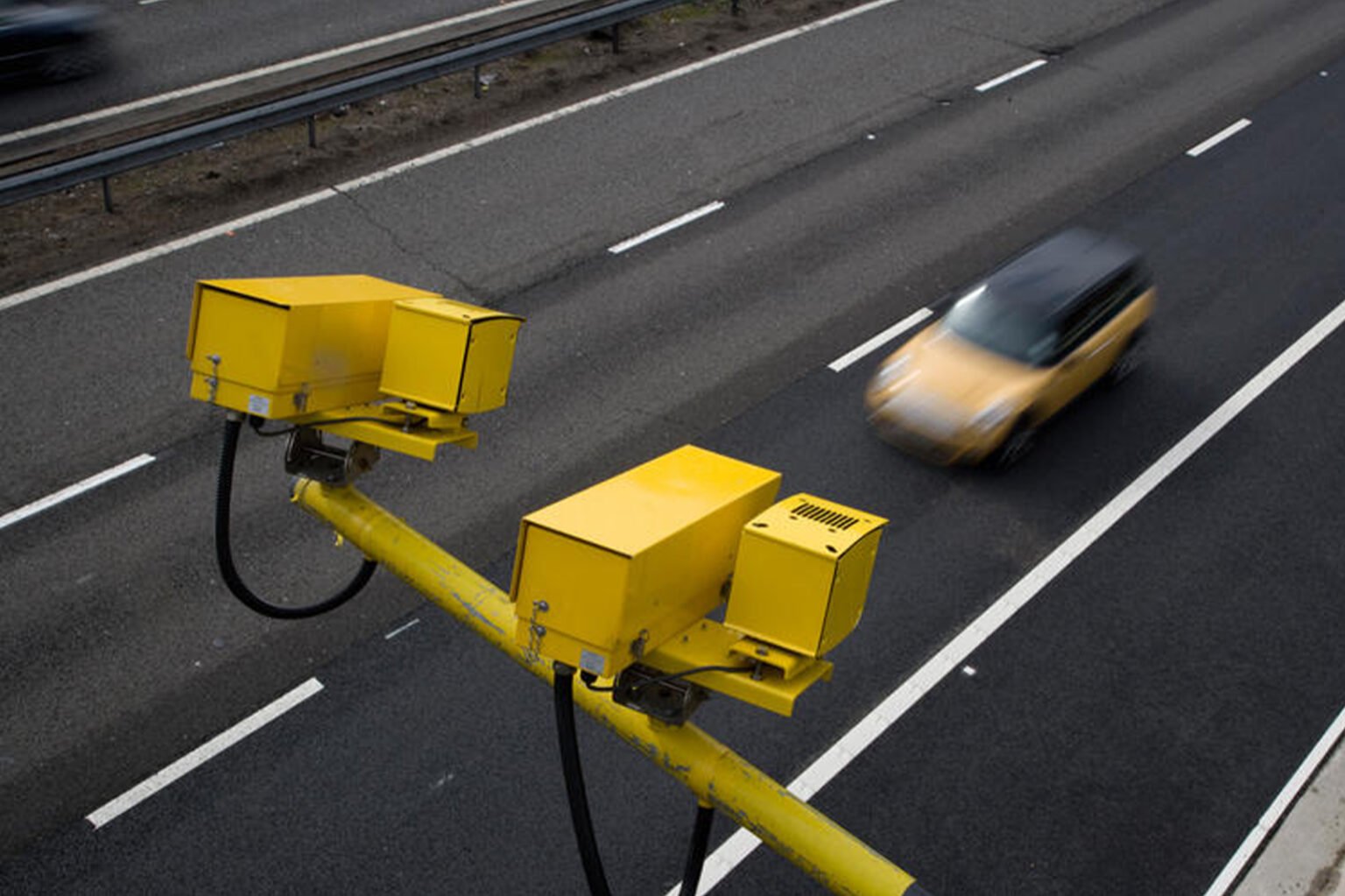 Thousands wrongly fined for speeding due to speed camera fault