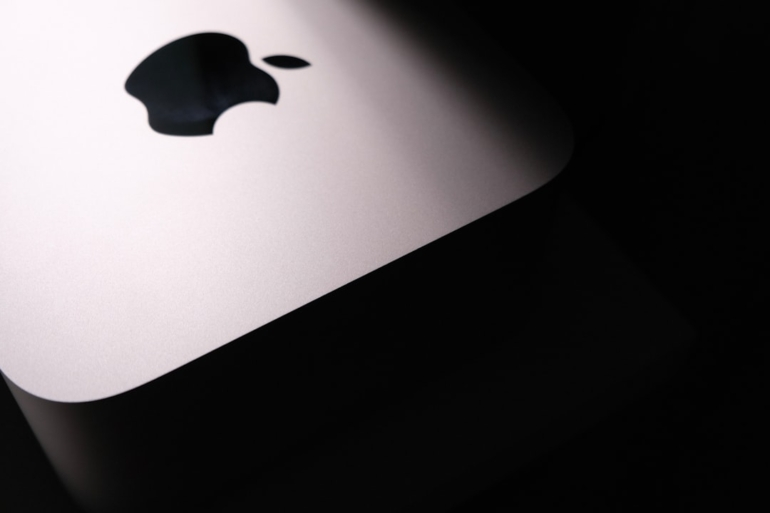 The Biggest Apple Leaks Right Now: iPhone 18, iOS 27, and the Next Macs