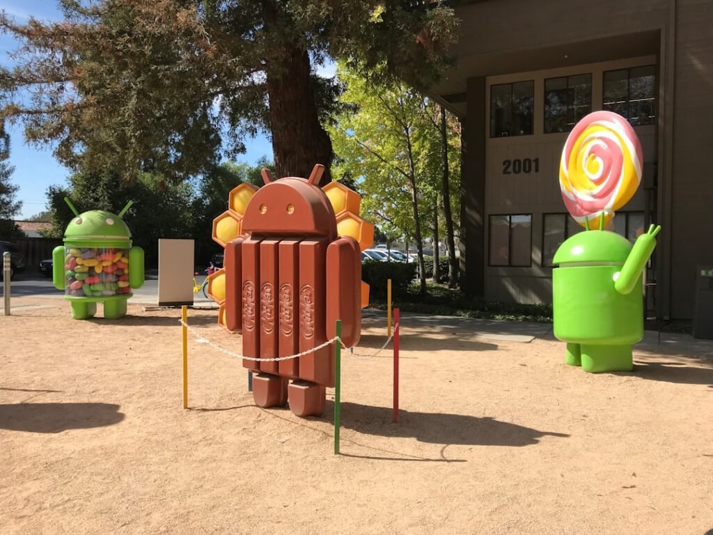 Google Expands AirDrop-Style File Sharing to More Android Devices