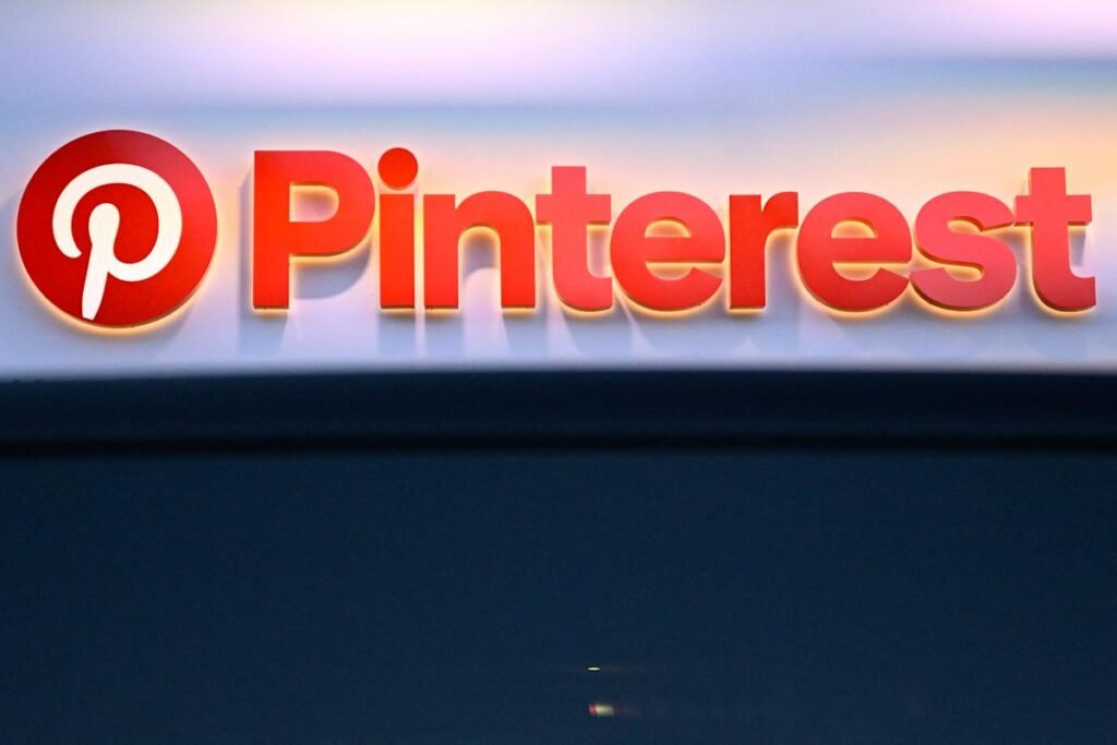 Pinterest CEO says teens under 16 should be banned from social media (but not Pinterest)