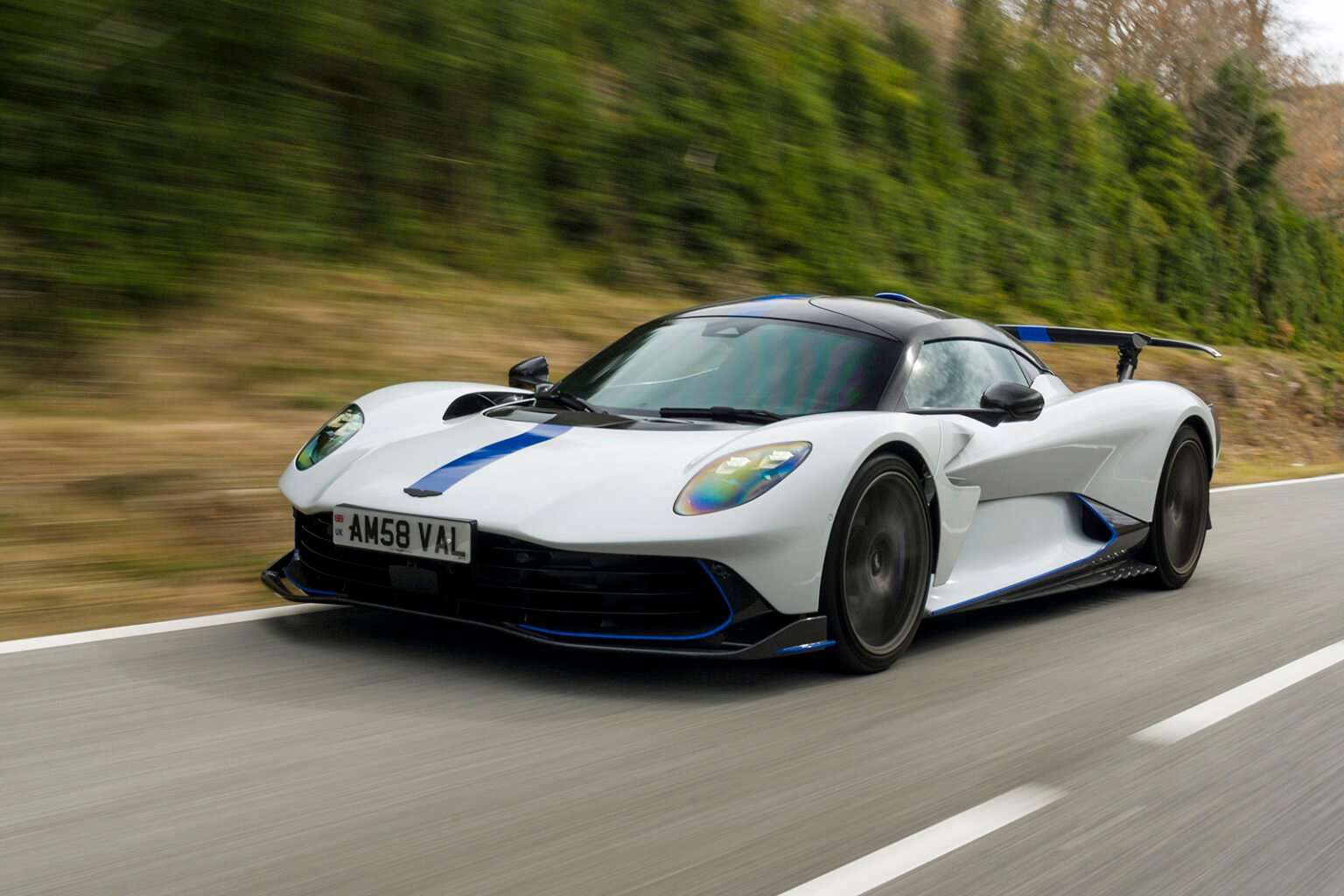 Monstrous new 1064bhp Aston Martin Valhalla rated